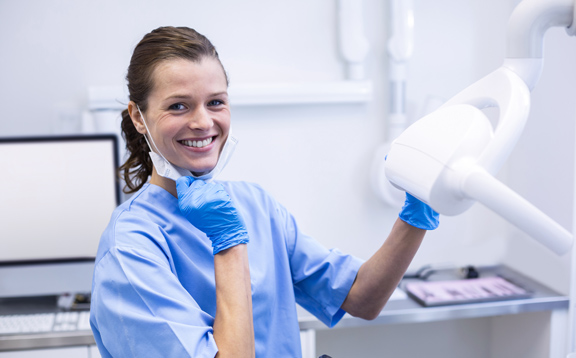 Read more about the article Dental Assistant