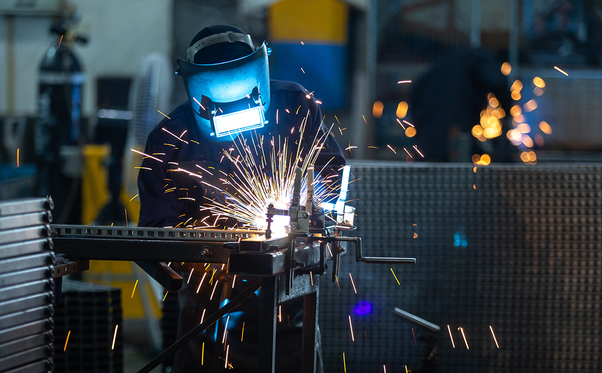 Read more about the article Welder